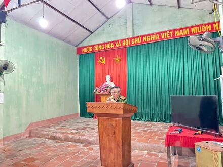Kinh tế - Chính trị